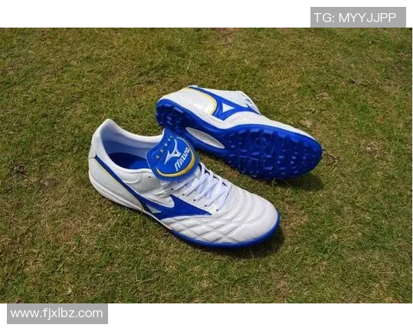 足球明星亲身体验的美津浓足球鞋带你领略顶级运动装备的魅力与性能